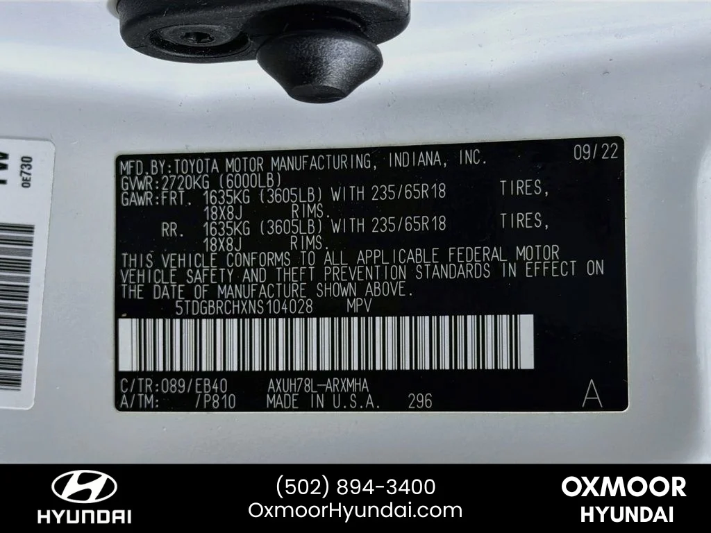 Used 2022 Wind Chill Pearl Toyota Hybrid XLE image 34