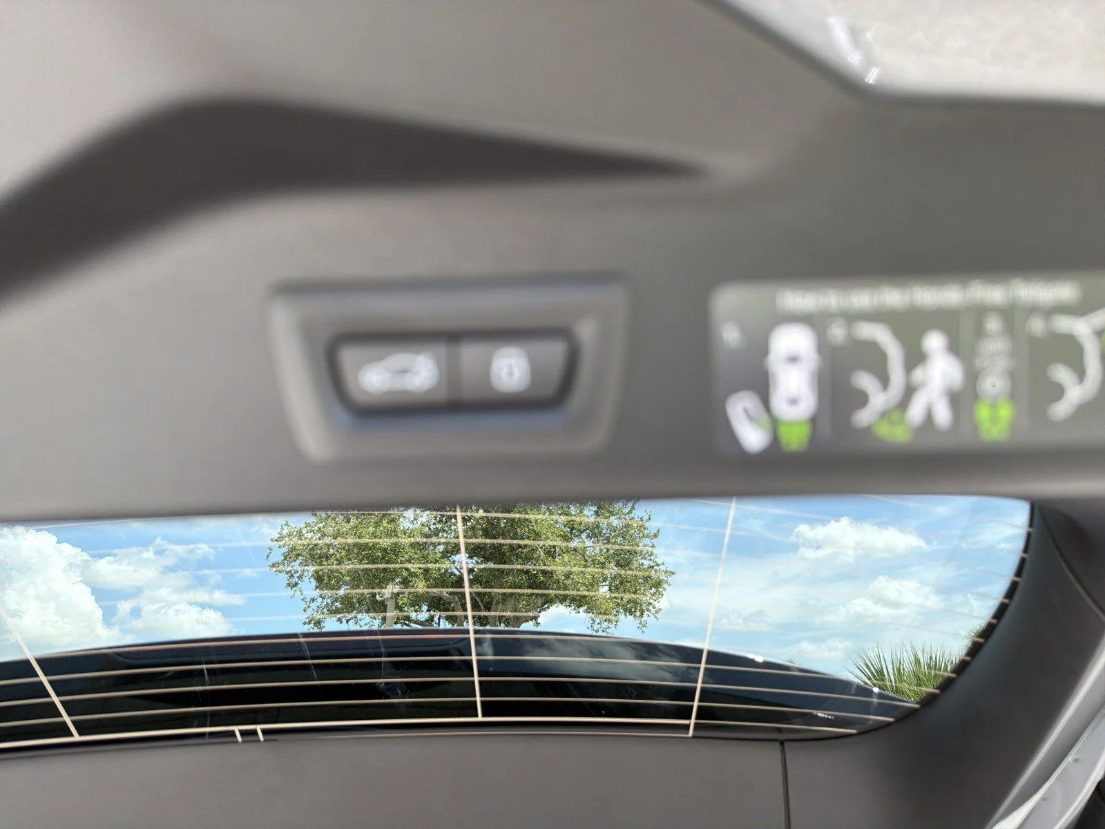 New 2026 Skyscraper Grey Metallic BMW xDrive40i image 13