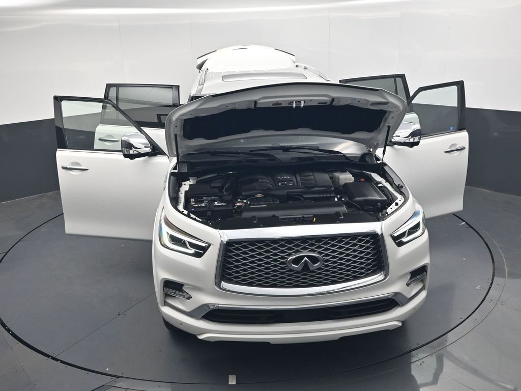Used 2023 White INFINITI Sensory image 54