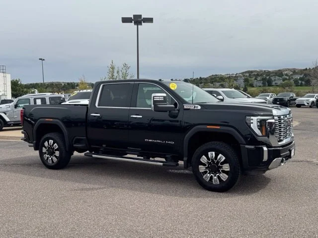 Certified Used 2025 Onyx Black GMC Denali image 8