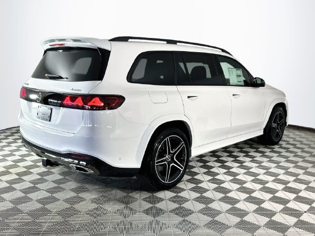New 2027 White Mercedes-Benz GLS 450 image 7