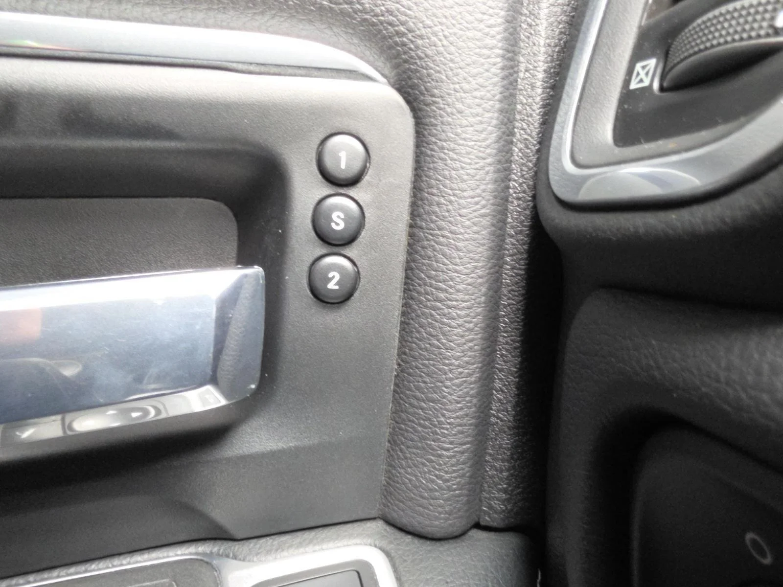 Used 2021 Granite Crystal Metallic Clearcoat Ram Laramie image 51
