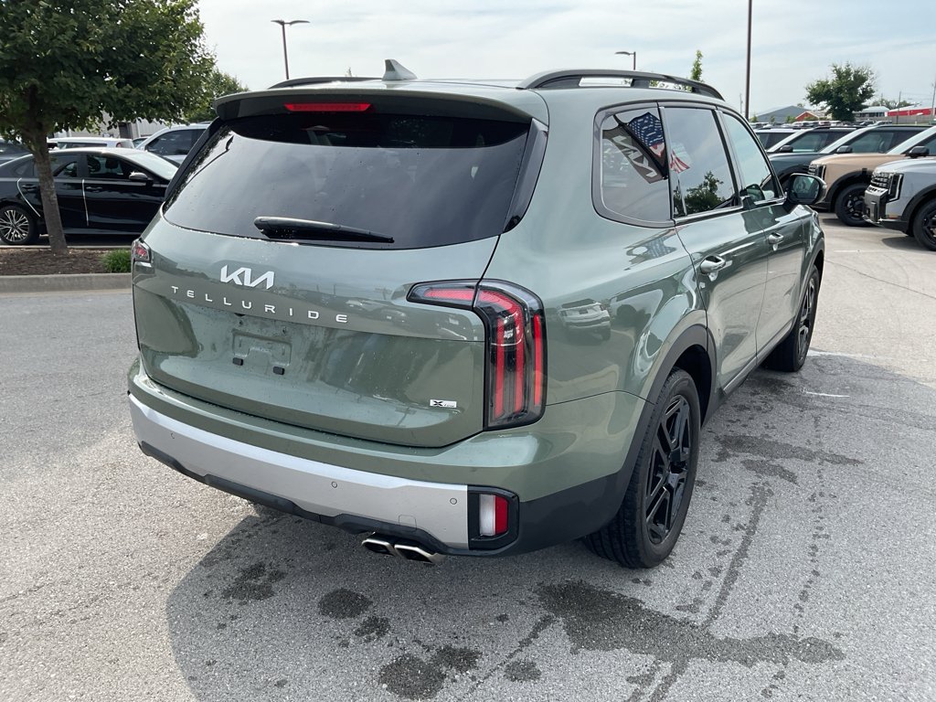 Used 2023 Jungle Green Kia EX X-Line image 10