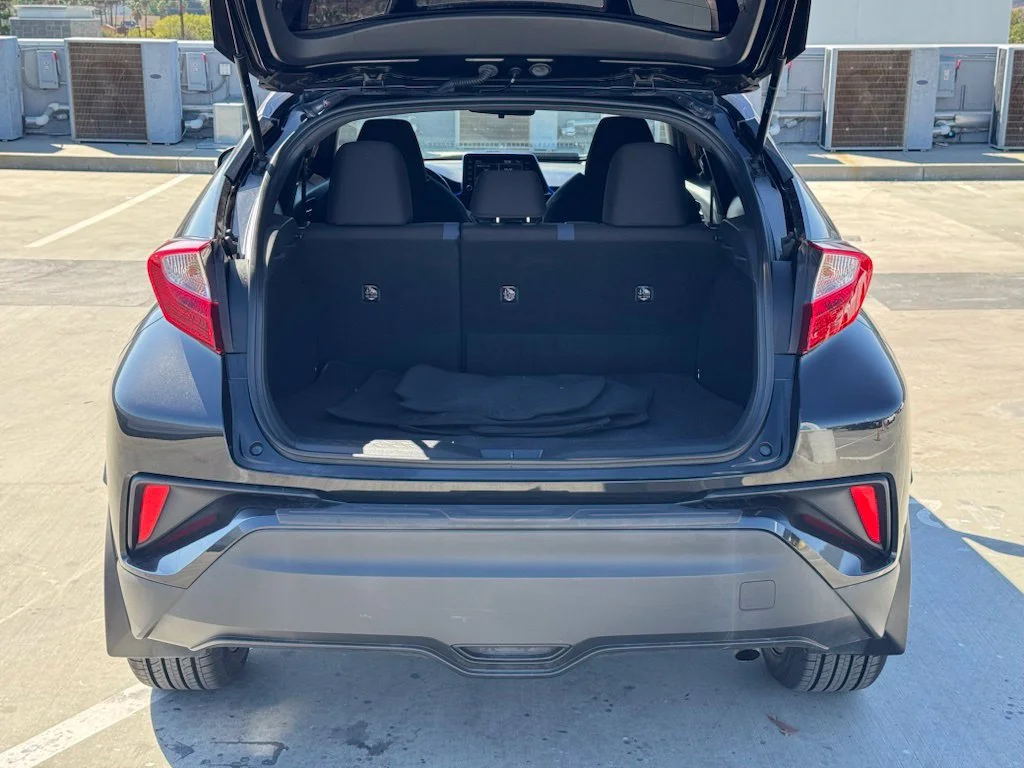 Used 2020 Black Toyota XLE image 22