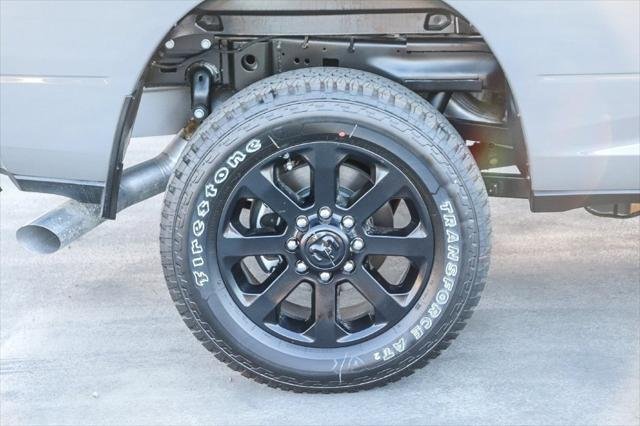 New 2026 Ceramic Gray Clear-Coat Exterior Paint RAM LARAMIE image 12