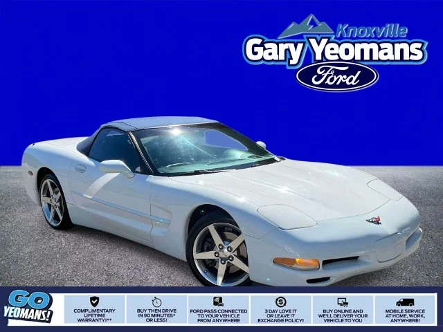 Used 2004 Arctic White Chevrolet Base image 1