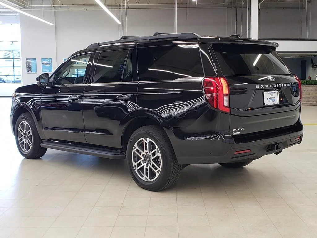 2025 Ford Expedition Active - Photo 6