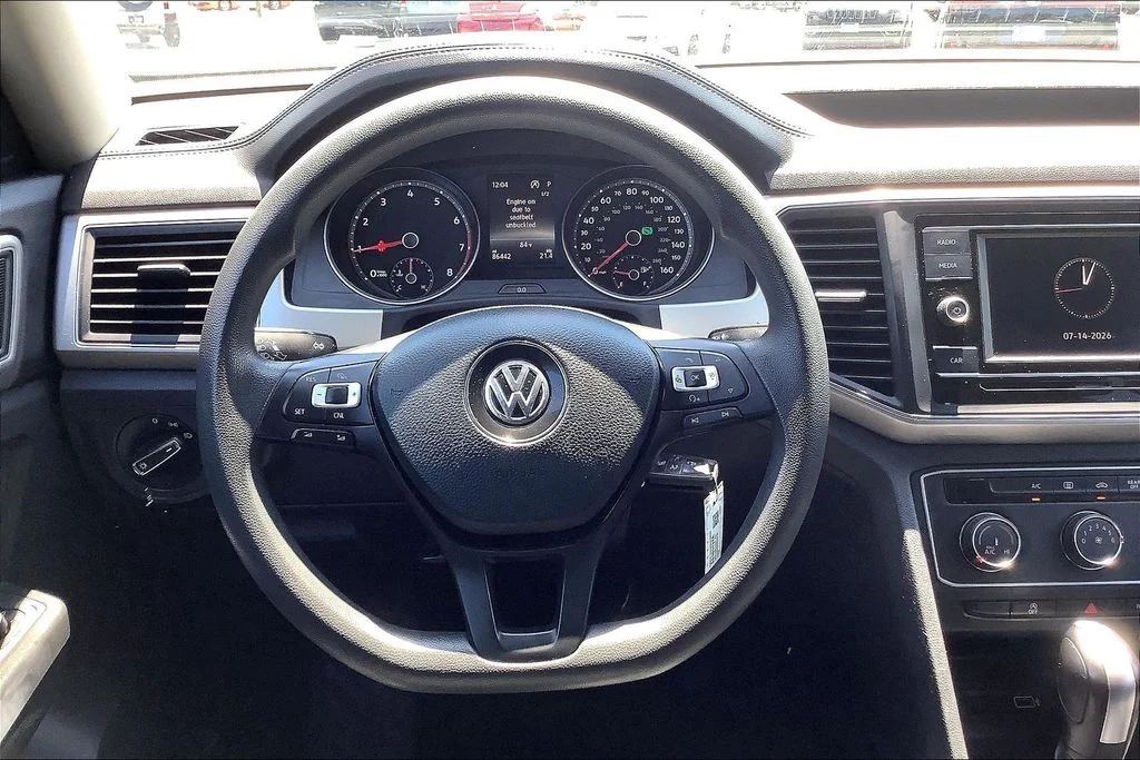 Used 2018 Gray Volkswagen S image 5