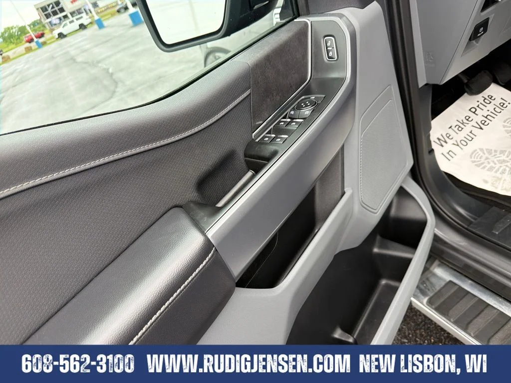 Used 2025 Gray Ford XLT image 11