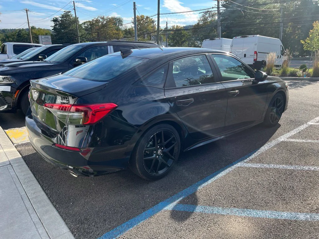 Used 2022 Black Honda Sport image 4