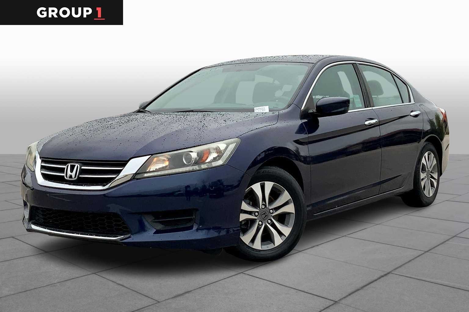 2013 Honda Accord LX Auto's photo