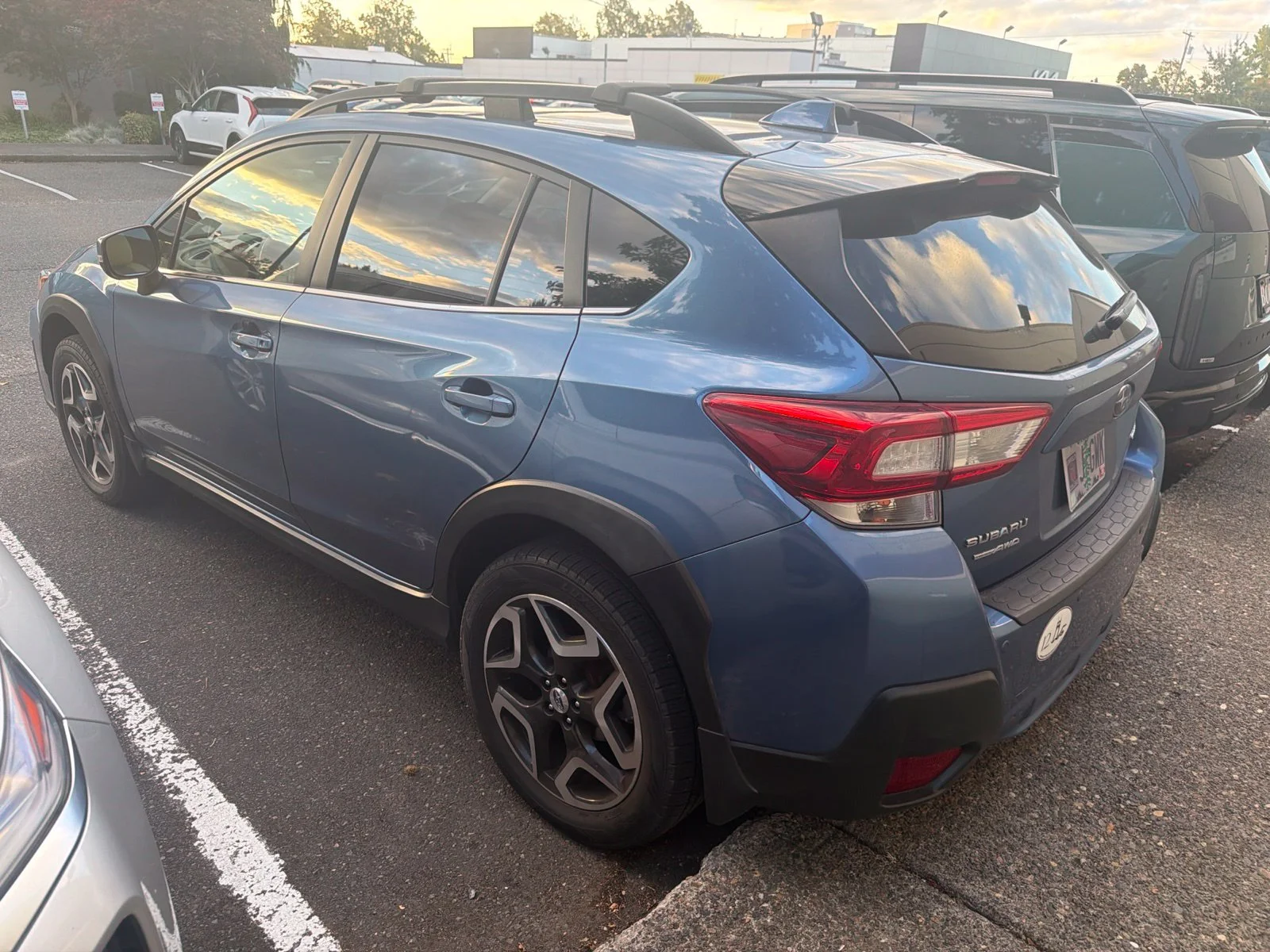 Used 2018 Blue Subaru 2.0i Limited image 2