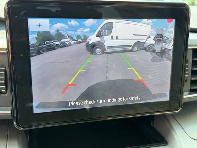 Used 2020 White Ford XLT image 21