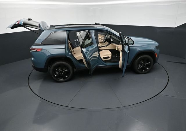 New 2026 Steel Blue Exterior Paint Jeep Limited image 30