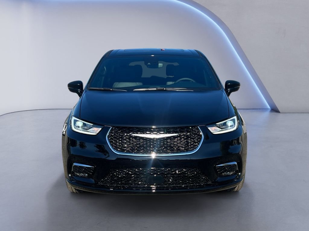 2026 Chrysler Pacifica Select - Photo 9