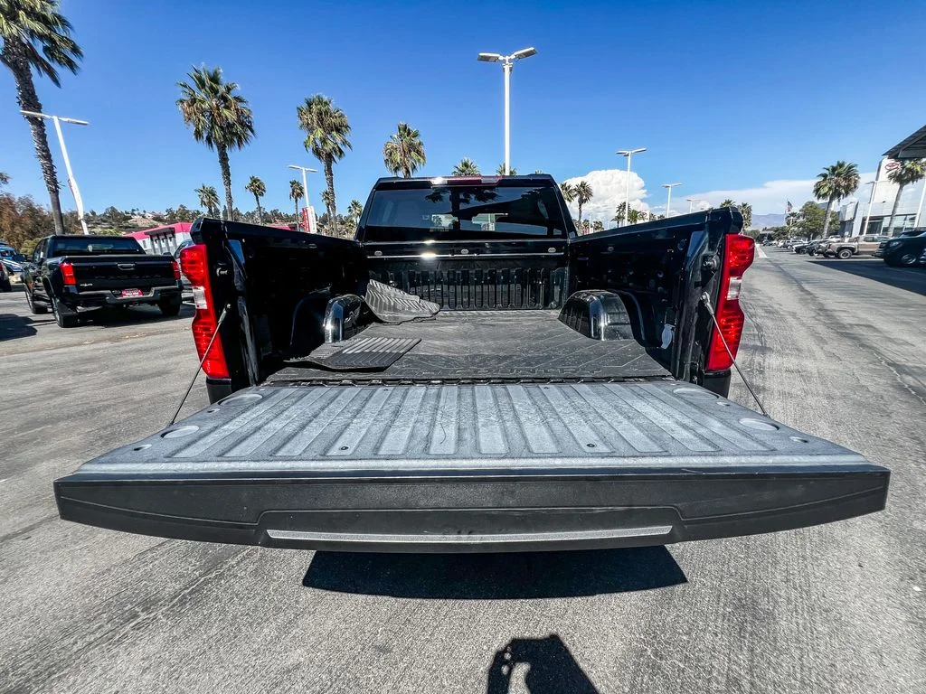 Used 2024 Black Chevrolet Custom image 26