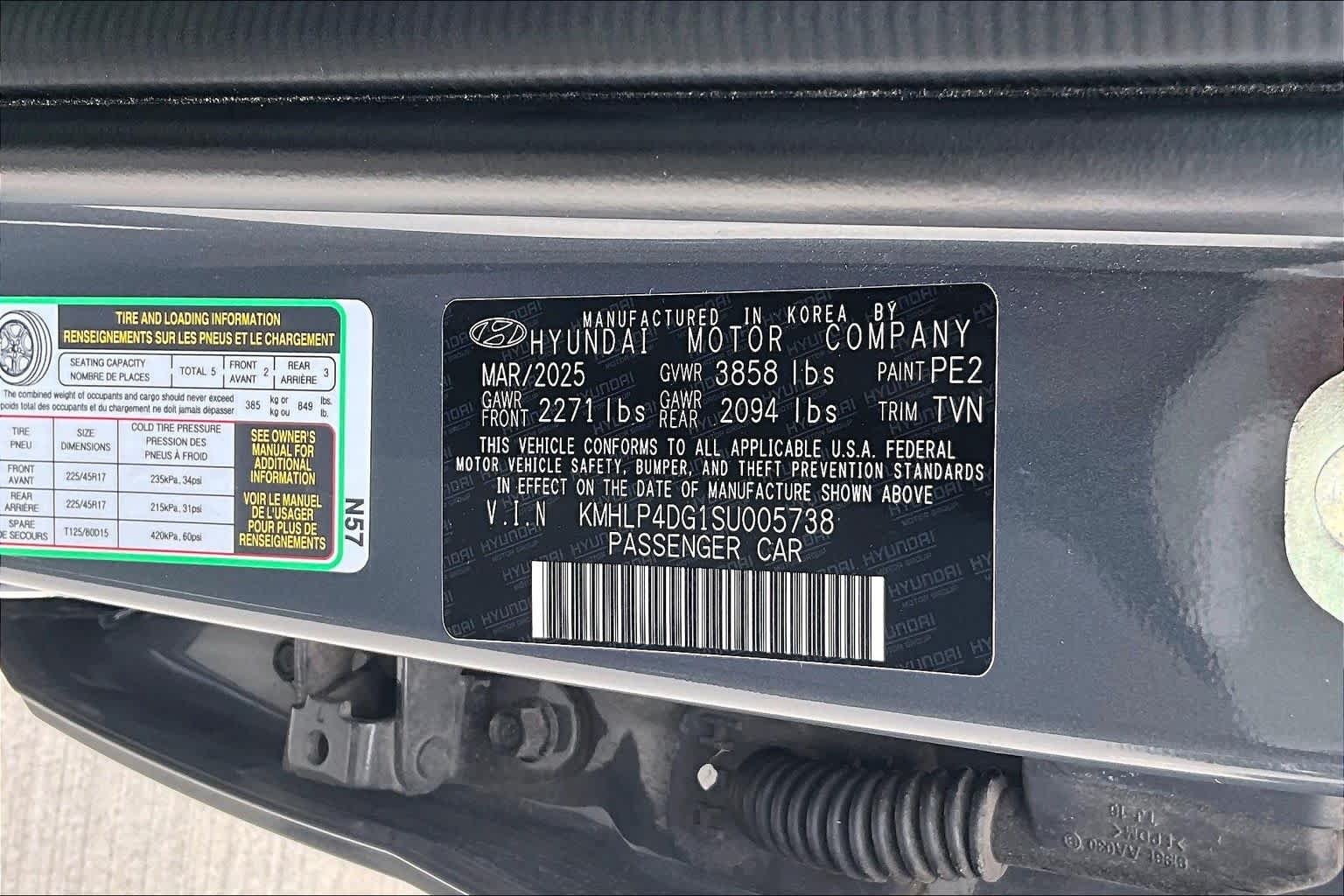 Used 2025 Ecotronic Gray Hyundai Limited image 35