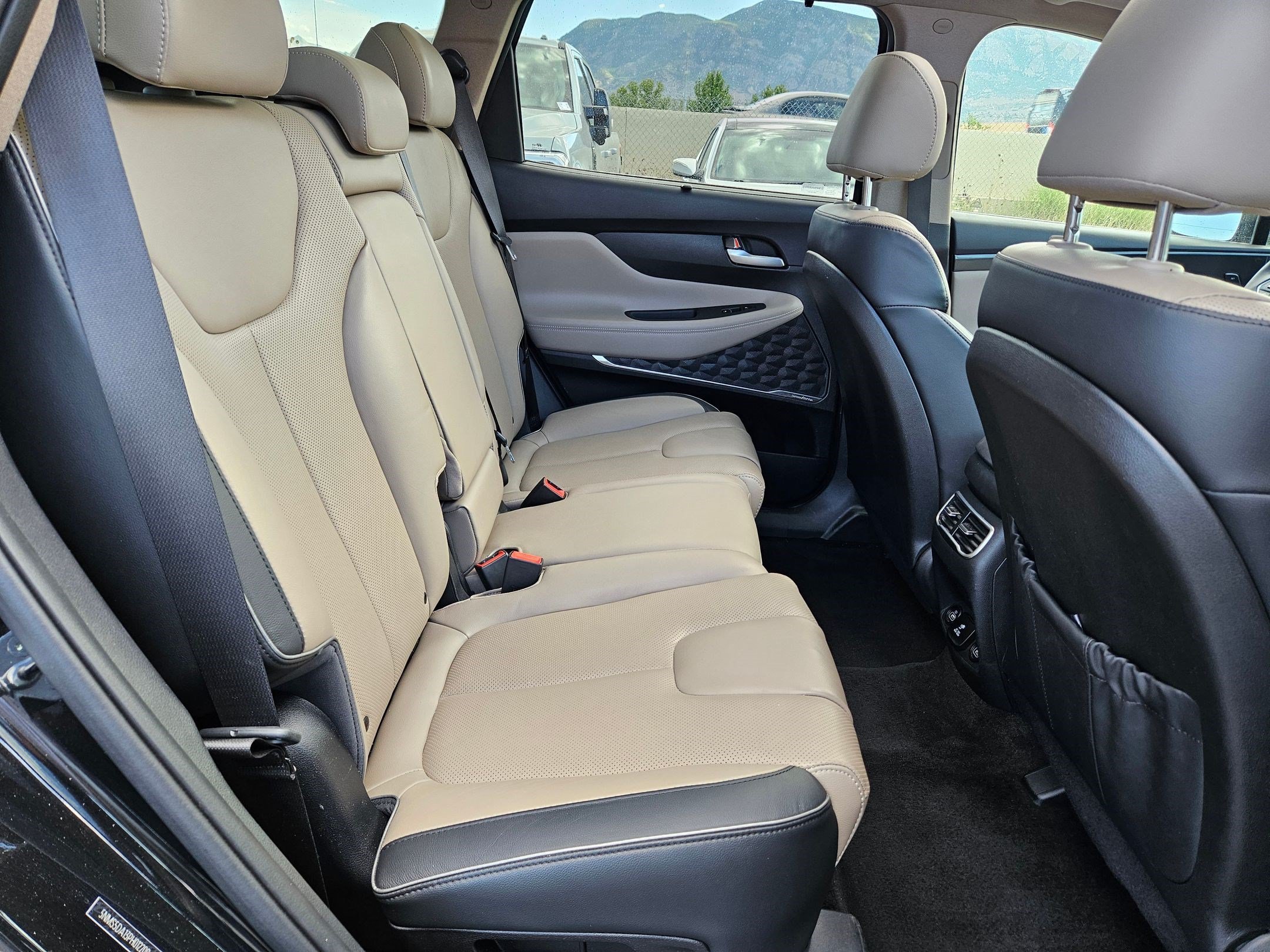 Certified Used 2023 Twilight Black Hyundai Limited image 31