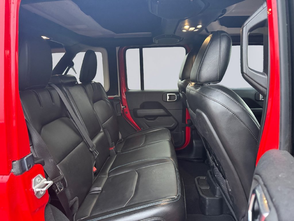 Used 2022 Red Jeep Unlimited Rubicon 4xe image 19