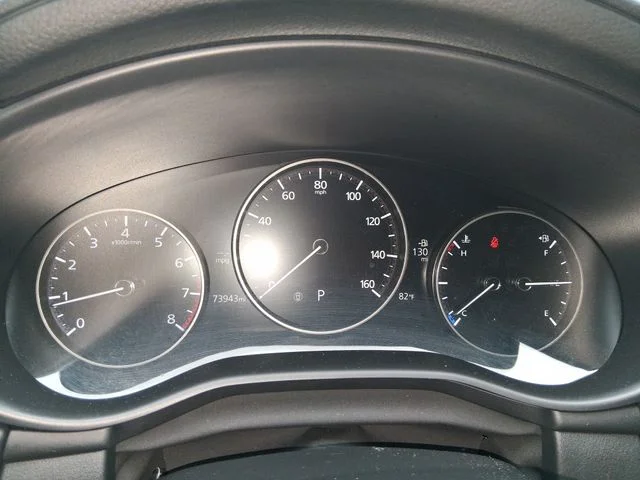 Used 2021 White Mazda Select image 4