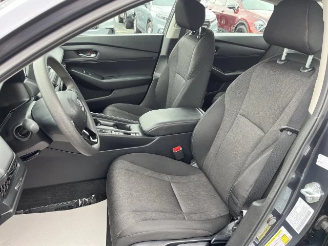 Used 2025  Honda LX image 15