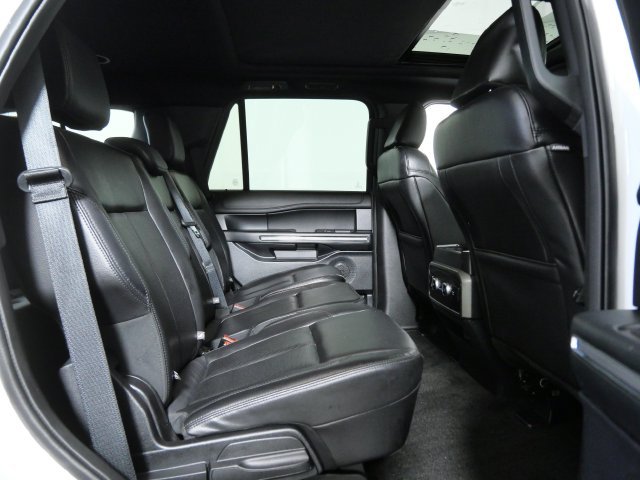 Used 2021 White Ford XLT image 9