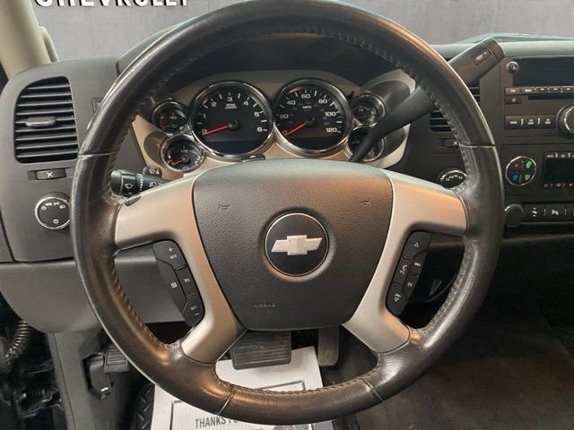 Used 2013 Black Chevrolet LT image 24