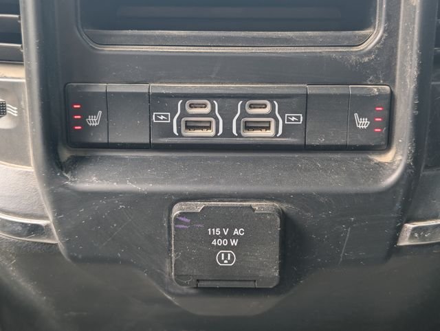 Used 2022 Silver Ram Laramie image 4