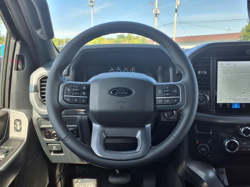 New 2026 Avalanche Ford XLT image 16