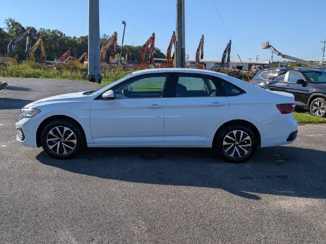 Used 2024 White Volkswagen 1.5T S image 7