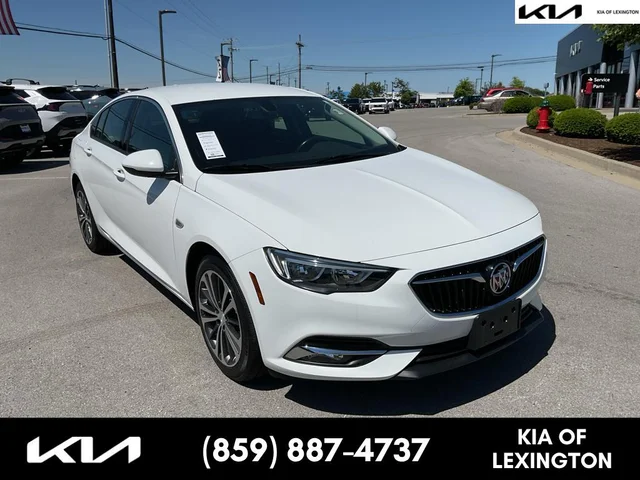 2018 Buick Regal Essence