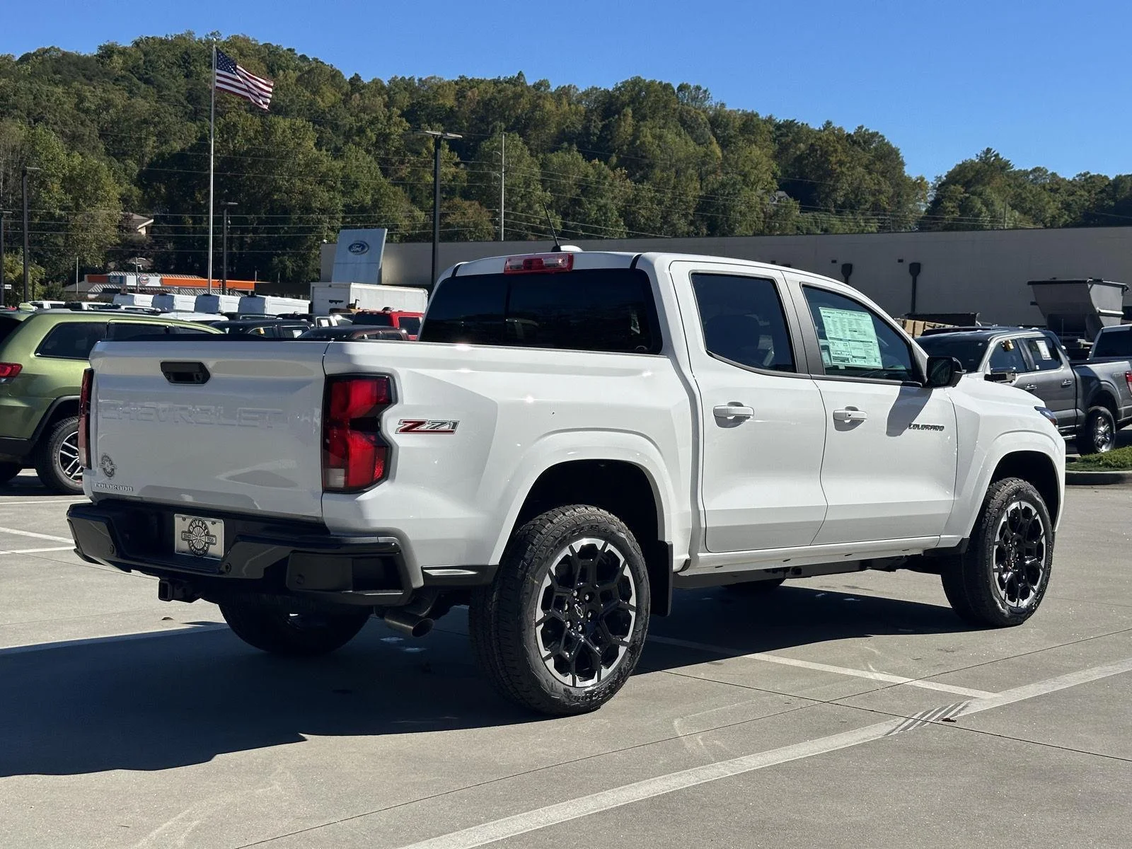 2026 Chevrolet Colorado Z71 - Photo 7