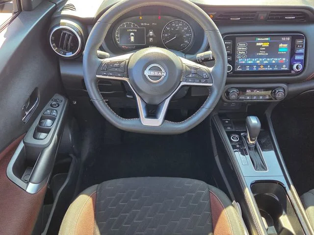 Used 2024 Gray Nissan SR image 7