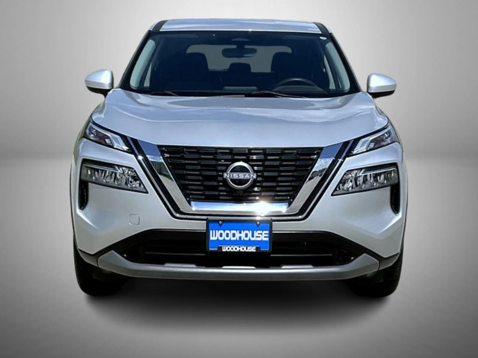Used 2023 Silver Nissan SV image 2