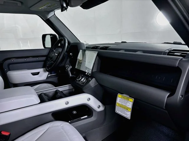 New 2026 Black Land Rover S image 28