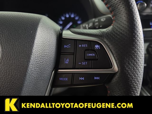 Used 2022 White Toyota XLE image 14