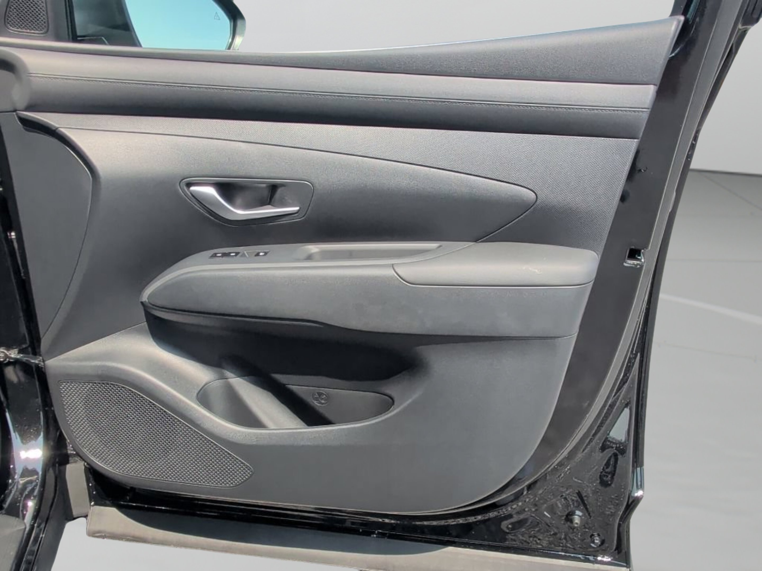 New 2026 Phantom Black Hyundai SEL Plus image 39