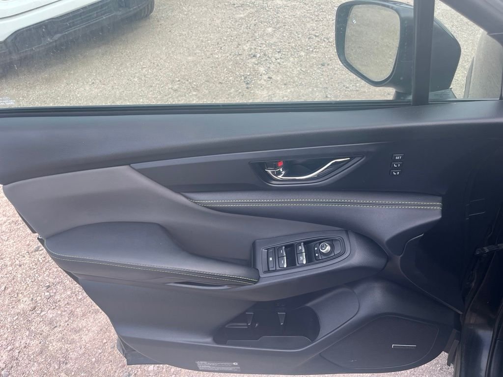 Used 2023 Crystal Black Silica Subaru Onyx Edition image 14
