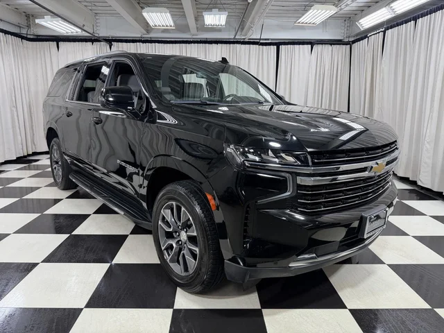 2022 Chevrolet Suburban LT