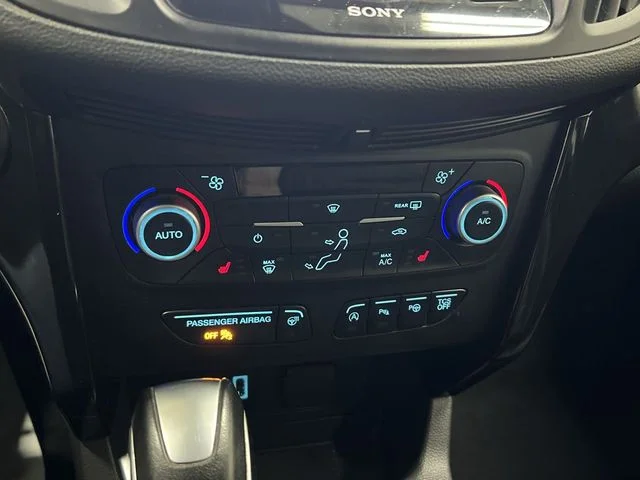 Used 2018 Black Ford Titanium image 19