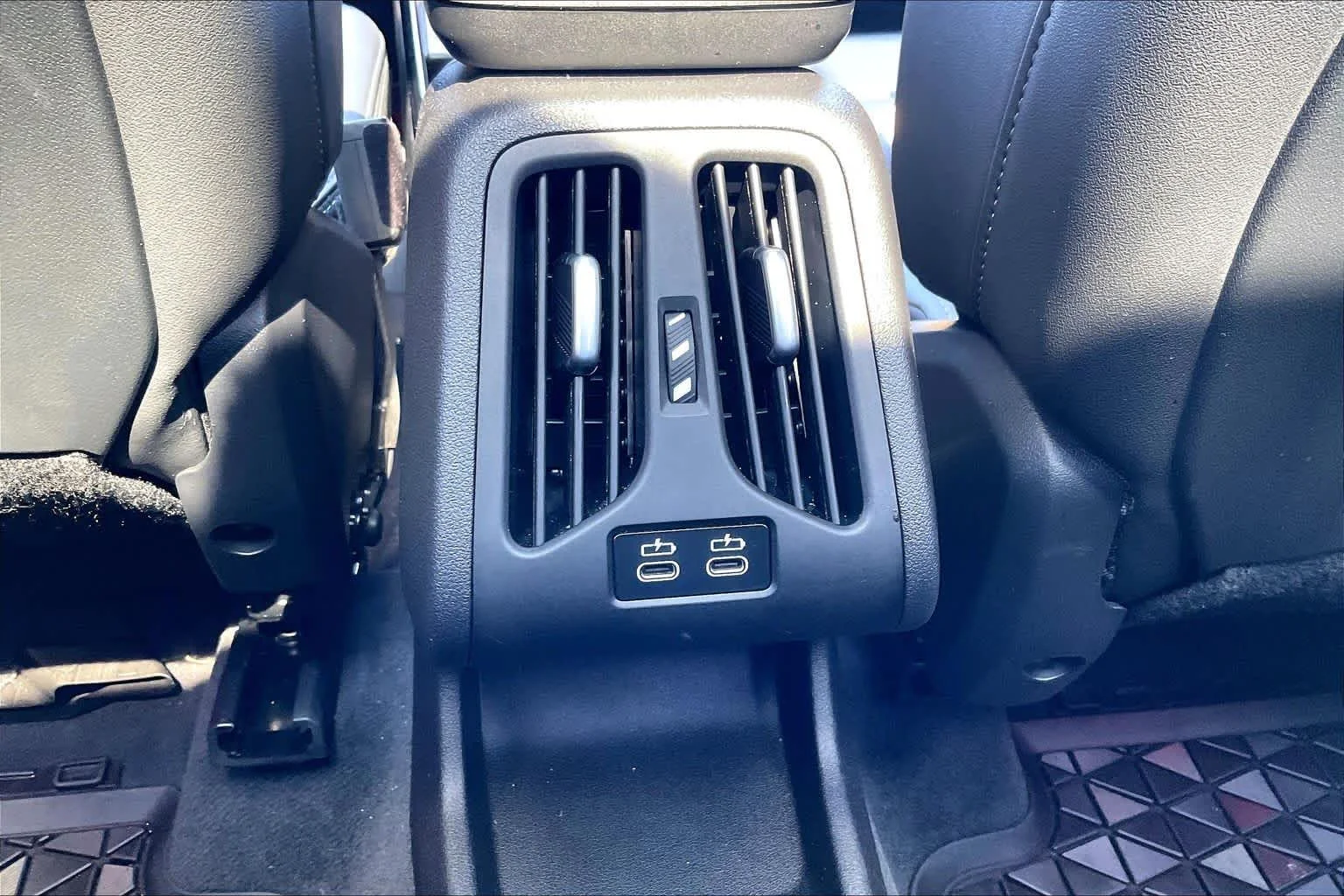 Used 2025 Black Sapphire Metallic BMW xDrive28i image 35
