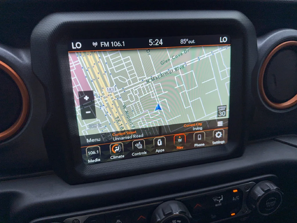 Used 2023 White Jeep Mojave image 67