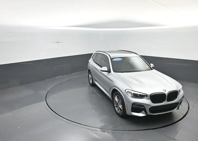 Used 2021 Silver BMW xDrive30i image 32