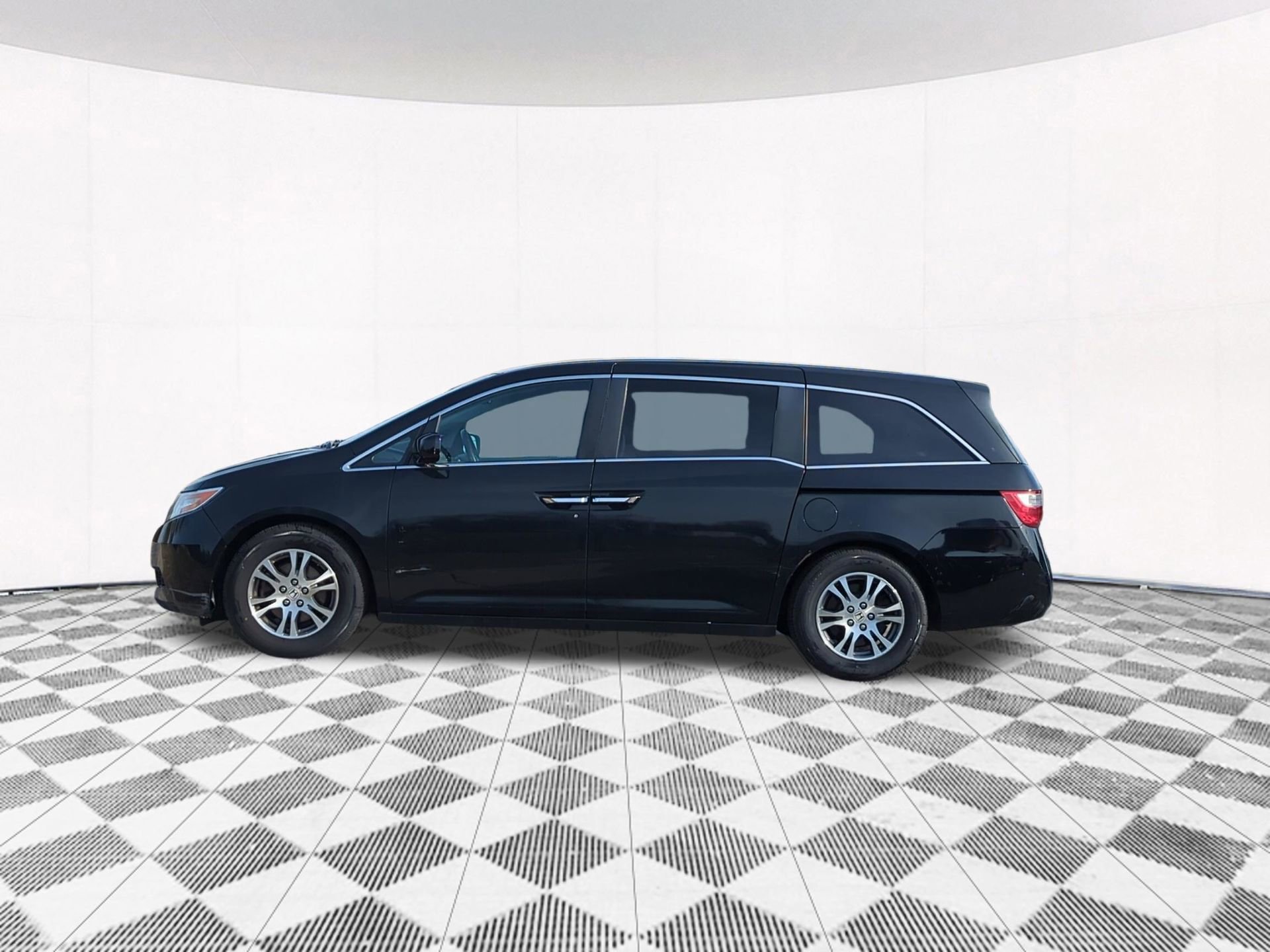 Used 2012 Honda Odyssey EX-L with VIN 5FNRL5H61CB120822 for sale in Villa Park, IL