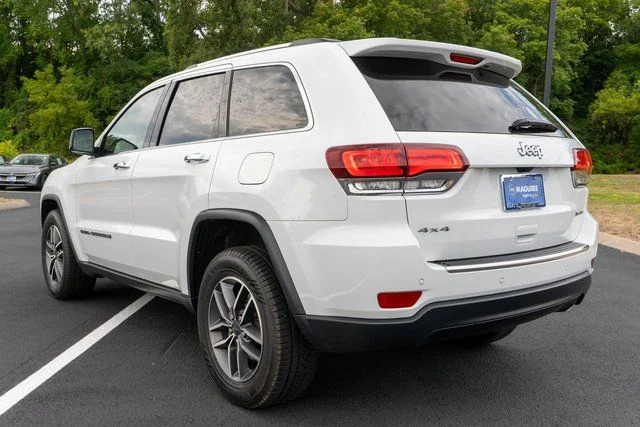 Used 2022 White Jeep Limited image 8