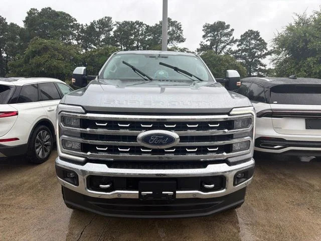 Used 2024 Silver Ford Lariat image 2