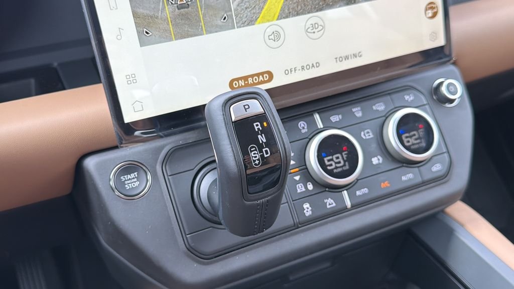 New 2026 Woolstone Green Land Rover S image 22