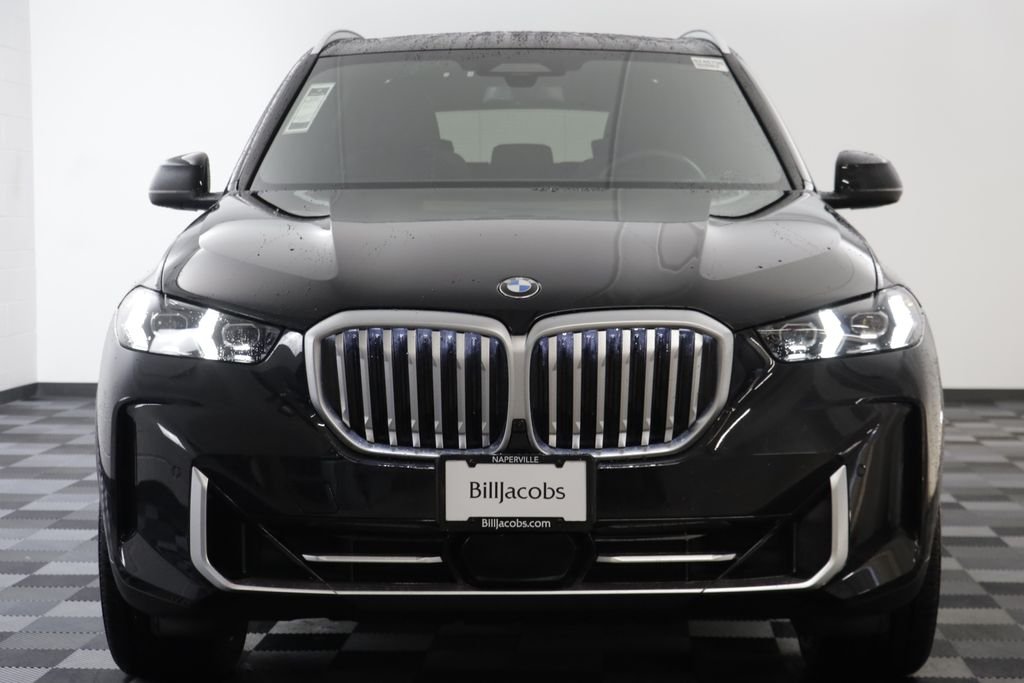 Certified Used 2026 Black Sapphire Metallic BMW xDrive40i image 21