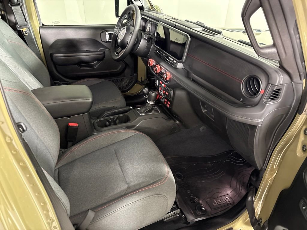 Used 2025 Green Jeep Rubicon image 24