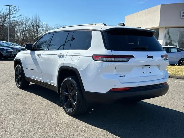 Certified Used 2023 White Jeep Altitude image 4